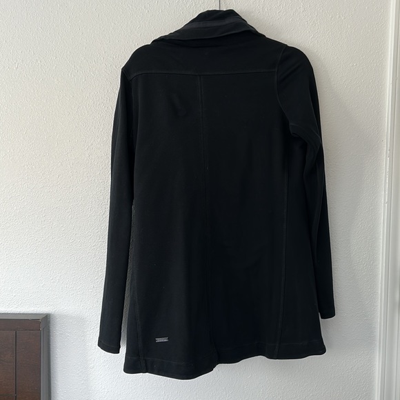 Lululemon Yoga Wrap - Picture 2 of 3